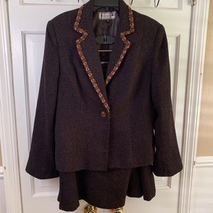 TRAVIS AYERS 2 PIECE SKIRT AND BLAZER